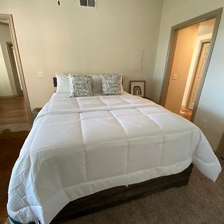 Bright & Modern Galleria Suite! 5 Star Location, Self Check In & Free Parking Хьюстон Экстерьер фото